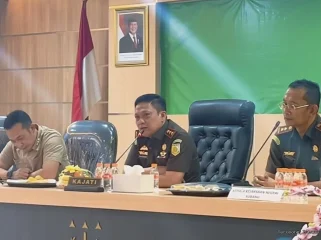 Kepala Kejaksaan Tinggi Jawa Barat, Dr. Sutikno melakukan kunjungan kerja resmi ke Kantor Kejaksaan Negeri Subang pada Rabu (14/5/2026).